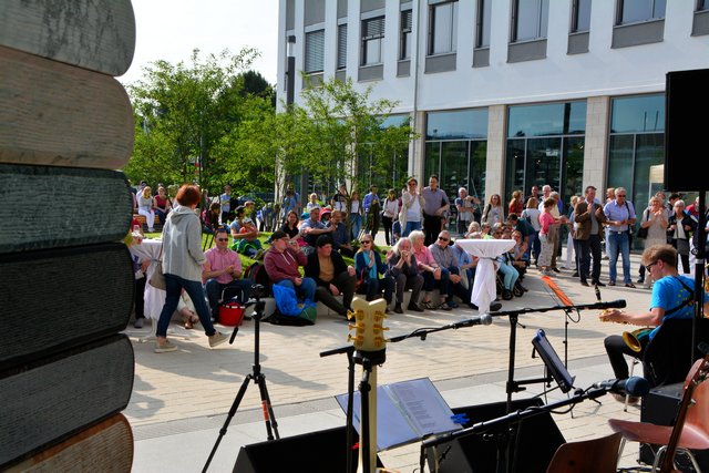 2018 05 18 Einweihung Renate Wertheim Platz 024